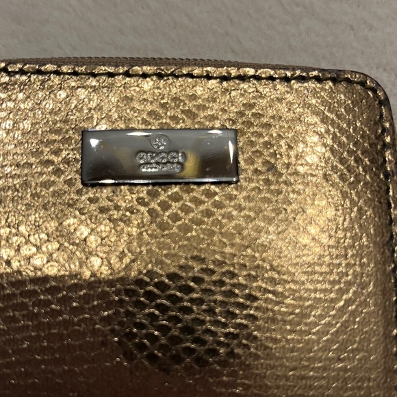 Gucci Python !!! Compact Coin Case Wallet - Picture 3 of 9